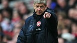 HLV Wenger quyết không "thanh lý hàng thừa"
